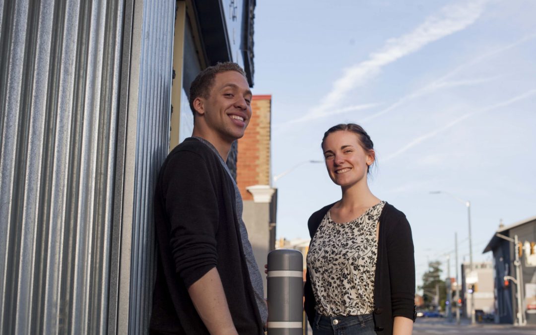 “UNWRAPPING” THE CONVENTIONS OF THEATRE